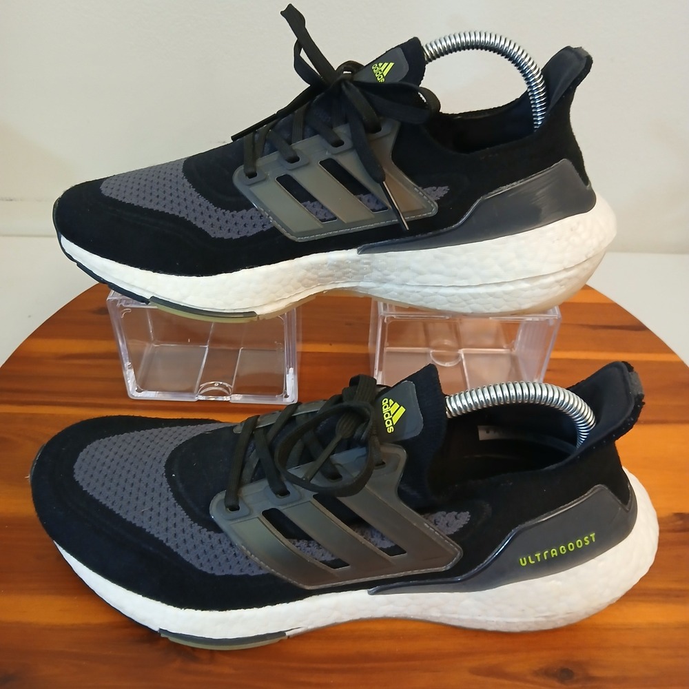 Adidas Ultraboost 21 Mens 8 Black Running Shoes Sneakers Athletic‎ FY0374